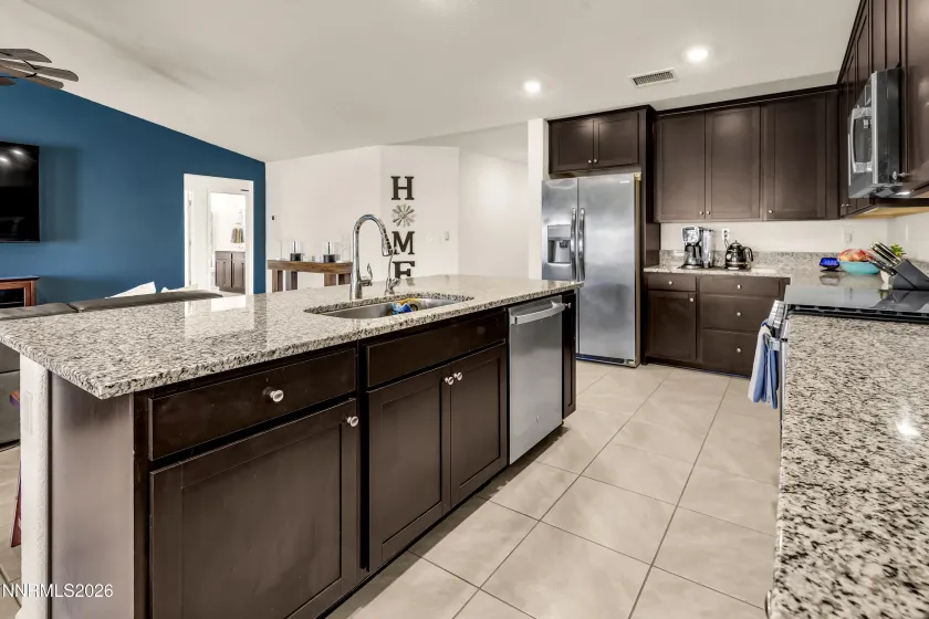 576 Pine Creek, Dayton, Nevada 89403, 4 Bedrooms Bedrooms, ,3 BathroomsBathrooms,Residential,Residential,Pine Creek,260003439