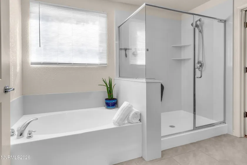 576 Pine Creek, Dayton, Nevada 89403, 4 Bedrooms Bedrooms, ,3 BathroomsBathrooms,Residential,Residential,Pine Creek,260003439