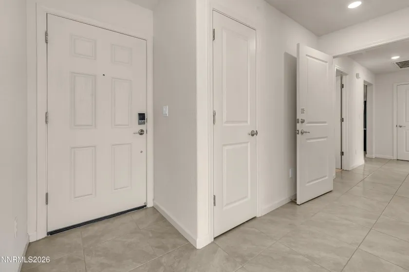 576 Pine Creek, Dayton, Nevada 89403, 4 Bedrooms Bedrooms, ,3 BathroomsBathrooms,Residential,Residential,Pine Creek,260003439