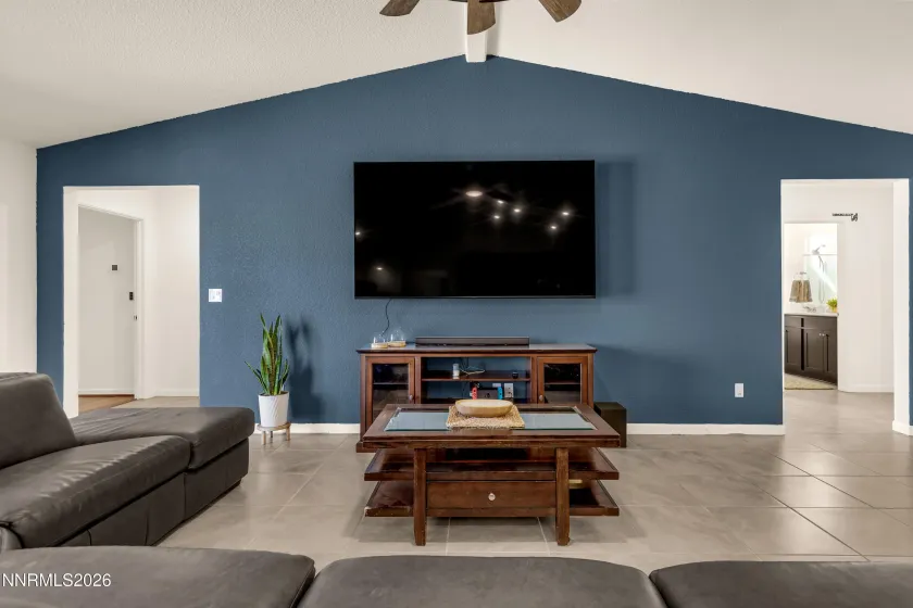 576 Pine Creek, Dayton, Nevada 89403, 4 Bedrooms Bedrooms, ,3 BathroomsBathrooms,Residential,Residential,Pine Creek,260003439