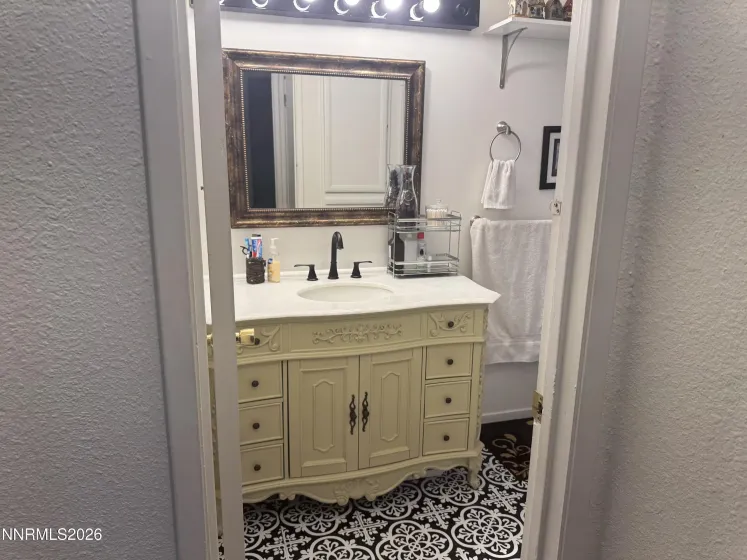 2249 Kietzke, Reno, Nevada 89502, 2 Bedrooms Bedrooms, ,1 BathroomBathrooms,Residential,Residential,Kietzke,260003440