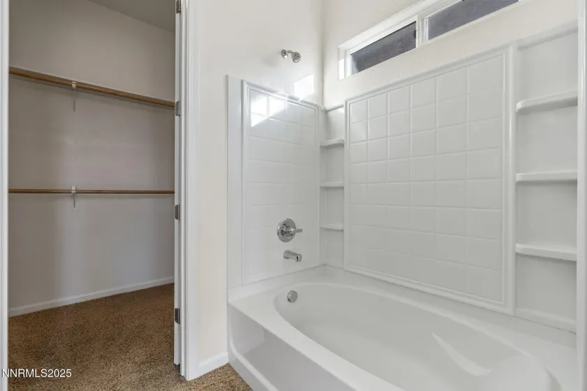 11325 Messina, Reno, Nevada 89521, 3 Bedrooms Bedrooms, ,2 BathroomsBathrooms,Residential,Residential,Messina,250056703