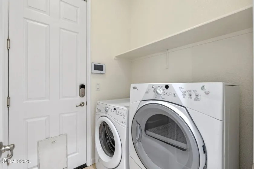 11325 Messina, Reno, Nevada 89521, 3 Bedrooms Bedrooms, ,2 BathroomsBathrooms,Residential,Residential,Messina,250056703