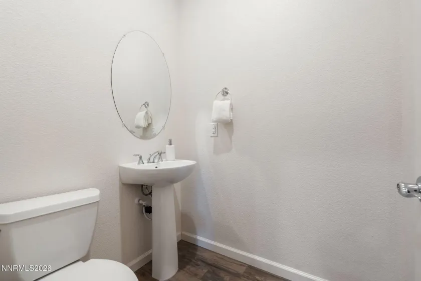 2001 Neviekay, Reno, Nevada 89521, 4 Bedrooms Bedrooms, ,4 BathroomsBathrooms,Residential,Residential,Neviekay,260003442