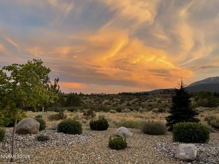 5452 Salmon River, Reno, Nevada 89511, 4 Bedrooms Bedrooms, ,4 BathroomsBathrooms,Residential,Residential,Salmon River,260001555