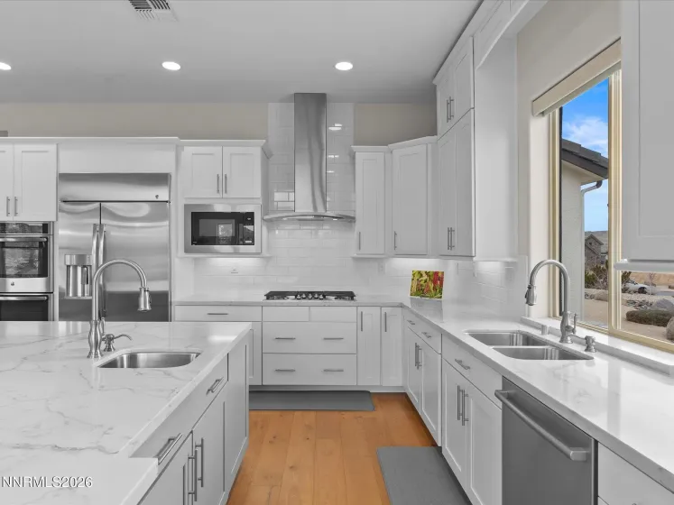 5452 Salmon River, Reno, Nevada 89511, 4 Bedrooms Bedrooms, ,4 BathroomsBathrooms,Residential,Residential,Salmon River,260001555