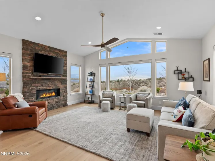 5452 Salmon River, Reno, Nevada 89511, 4 Bedrooms Bedrooms, ,4 BathroomsBathrooms,Residential,Residential,Salmon River,260001555