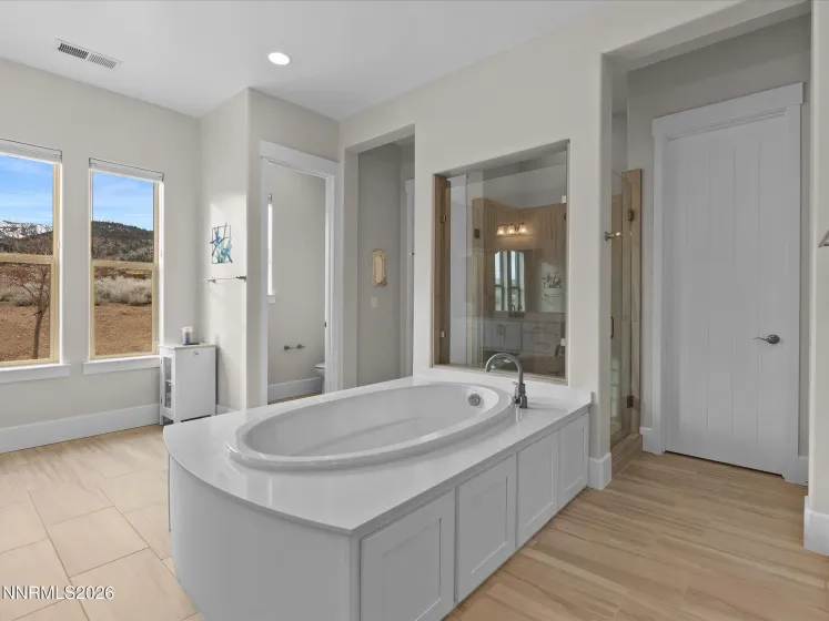 5452 Salmon River, Reno, Nevada 89511, 4 Bedrooms Bedrooms, ,4 BathroomsBathrooms,Residential,Residential,Salmon River,260001555