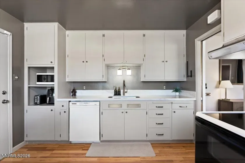 730 Maplewood, Reno, Nevada 89509, 3 Bedrooms Bedrooms, ,2 BathroomsBathrooms,Residential,Residential,Maplewood,260003445