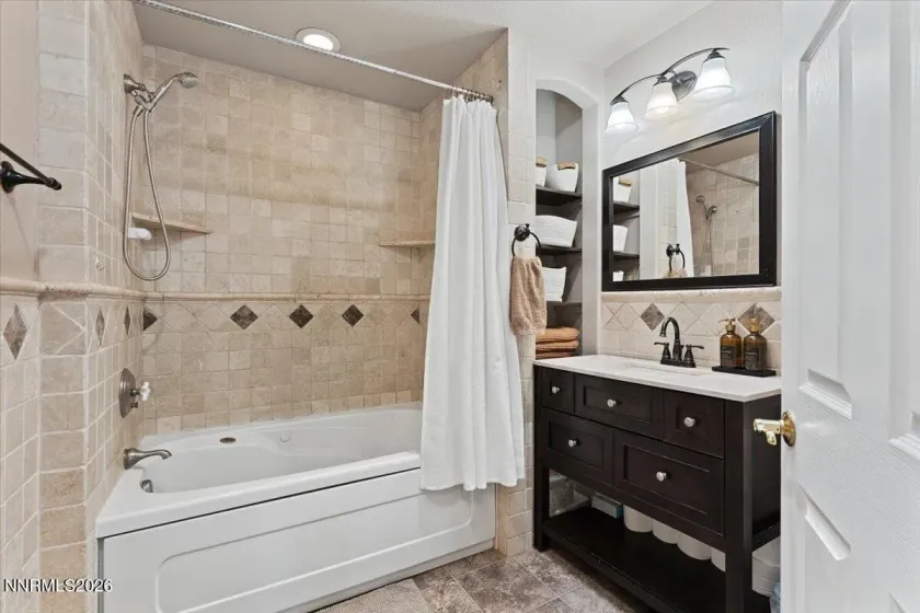 730 Maplewood, Reno, Nevada 89509, 3 Bedrooms Bedrooms, ,2 BathroomsBathrooms,Residential,Residential,Maplewood,260003445