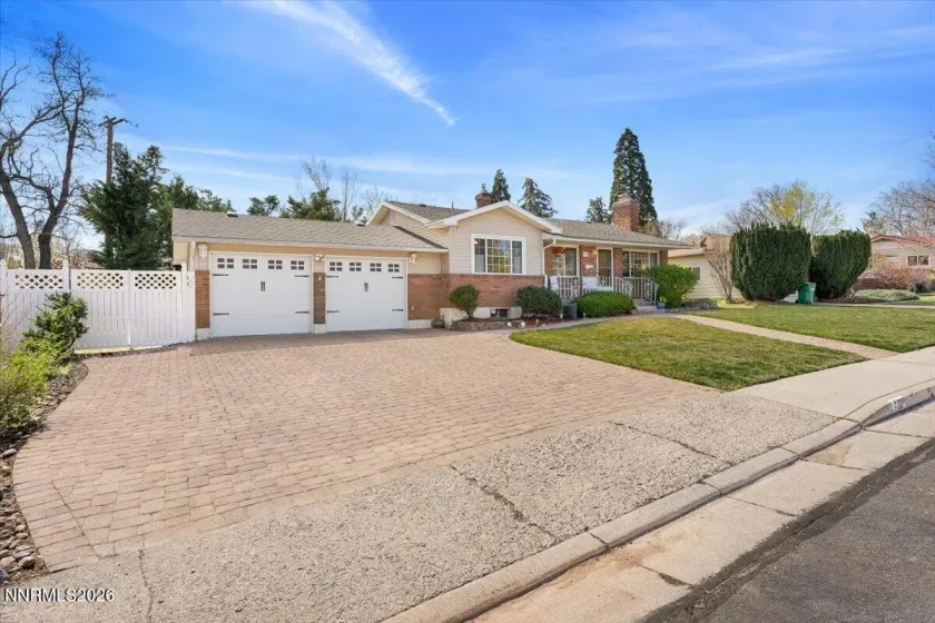 730 Maplewood, Reno, Nevada 89509, 3 Bedrooms Bedrooms, ,2 BathroomsBathrooms,Residential,Residential,Maplewood,260003445