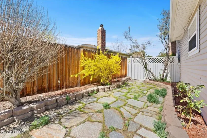 730 Maplewood, Reno, Nevada 89509, 3 Bedrooms Bedrooms, ,2 BathroomsBathrooms,Residential,Residential,Maplewood,260003445