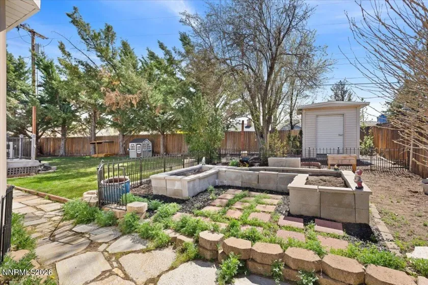 730 Maplewood, Reno, Nevada 89509, 3 Bedrooms Bedrooms, ,2 BathroomsBathrooms,Residential,Residential,Maplewood,260003445