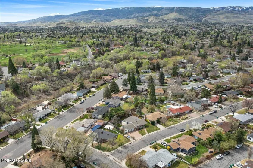 730 Maplewood, Reno, Nevada 89509, 3 Bedrooms Bedrooms, ,2 BathroomsBathrooms,Residential,Residential,Maplewood,260003445