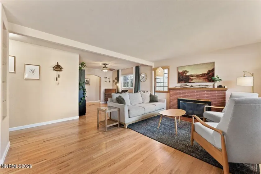 730 Maplewood, Reno, Nevada 89509, 3 Bedrooms Bedrooms, ,2 BathroomsBathrooms,Residential,Residential,Maplewood,260003445