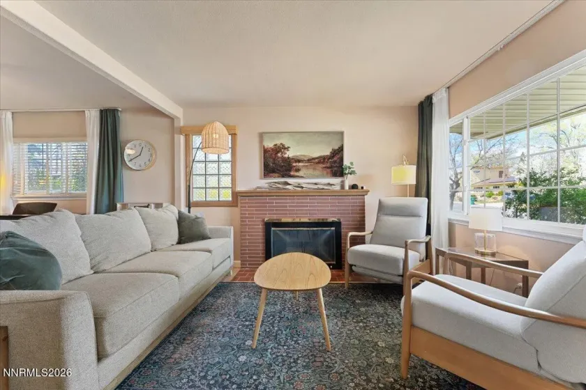 730 Maplewood, Reno, Nevada 89509, 3 Bedrooms Bedrooms, ,2 BathroomsBathrooms,Residential,Residential,Maplewood,260003445