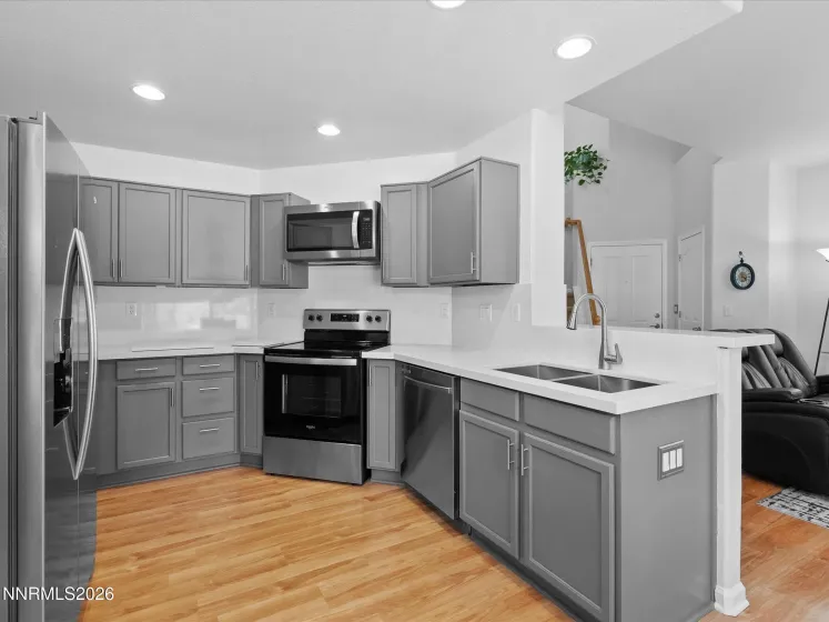 2532 Napoli, Sparks, Nevada 89434, 3 Bedrooms Bedrooms, ,3 BathroomsBathrooms,Residential,Residential,Napoli,260003446