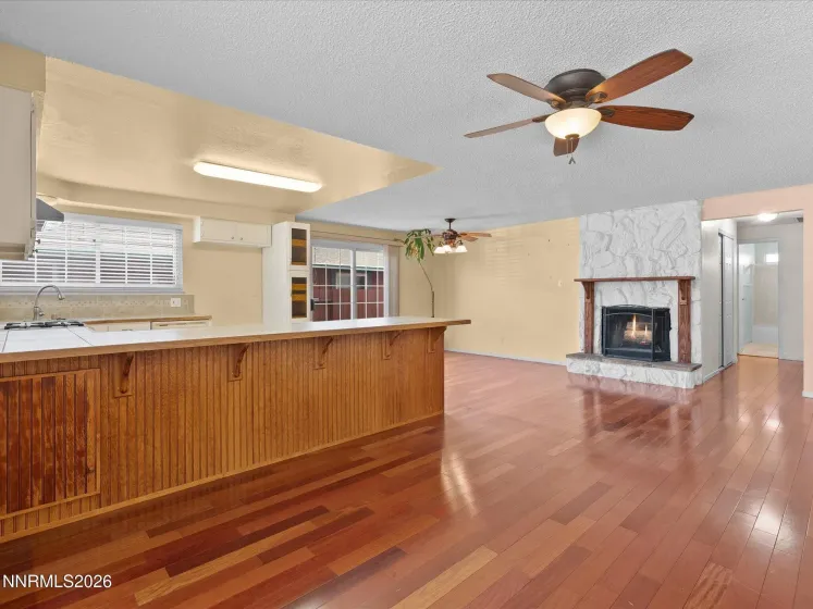 719 Palmwood, Sparks, Nevada 89434, 3 Bedrooms Bedrooms, ,2 BathroomsBathrooms,Residential,Residential,Palmwood,260003448