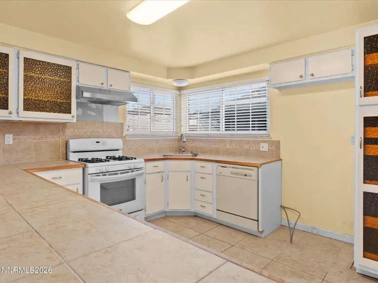 719 Palmwood, Sparks, Nevada 89434, 3 Bedrooms Bedrooms, ,2 BathroomsBathrooms,Residential,Residential,Palmwood,260003448