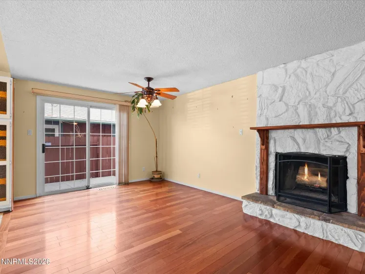 719 Palmwood, Sparks, Nevada 89434, 3 Bedrooms Bedrooms, ,2 BathroomsBathrooms,Residential,Residential,Palmwood,260003448