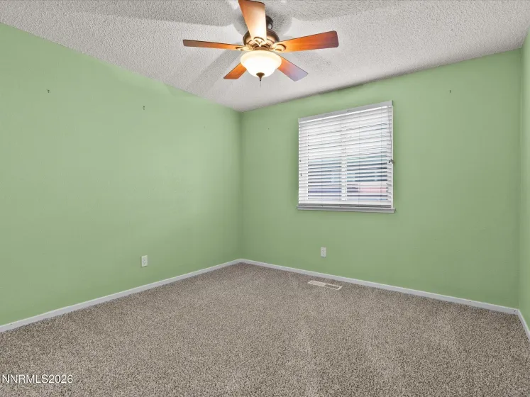 719 Palmwood, Sparks, Nevada 89434, 3 Bedrooms Bedrooms, ,2 BathroomsBathrooms,Residential,Residential,Palmwood,260003448