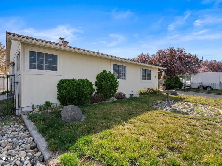 719 Palmwood, Sparks, Nevada 89434, 3 Bedrooms Bedrooms, ,2 BathroomsBathrooms,Residential,Residential,Palmwood,260003448