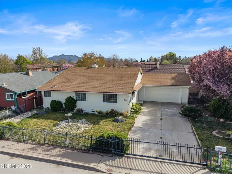 719 Palmwood, Sparks, Nevada 89434, 3 Bedrooms Bedrooms, ,2 BathroomsBathrooms,Residential,Residential,Palmwood,260003448