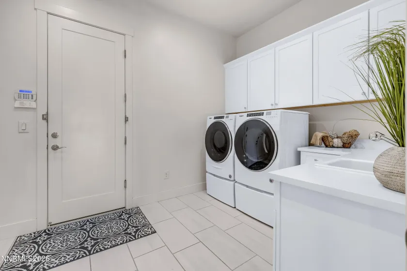 9219 Wild Skies, Reno, Nevada 89523, 3 Bedrooms Bedrooms, ,4 BathroomsBathrooms,Residential,Residential,Wild Skies,260003454