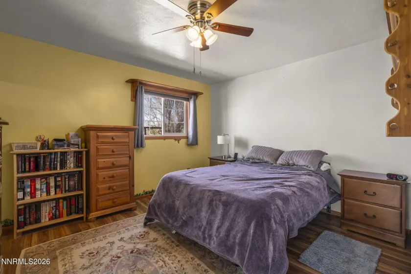 5660 Igloo, Sun Valley, Nevada 89433, 4 Bedrooms Bedrooms, ,3 BathroomsBathrooms,Residential,Residential,Igloo,260003456