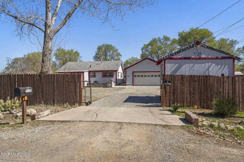 5660 Igloo, Sun Valley, Nevada 89433, 4 Bedrooms Bedrooms, ,3 BathroomsBathrooms,Residential,Residential,Igloo,260003456