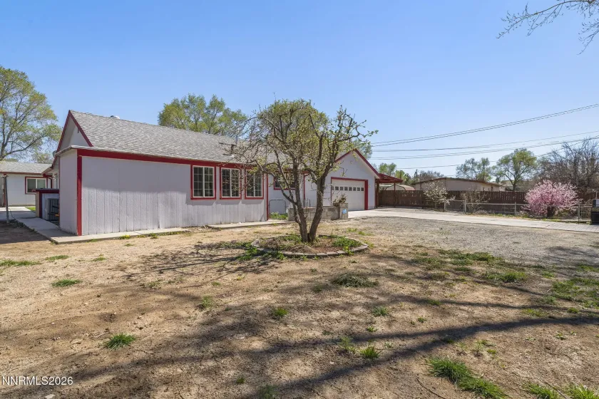 5660 Igloo, Sun Valley, Nevada 89433, 4 Bedrooms Bedrooms, ,3 BathroomsBathrooms,Residential,Residential,Igloo,260003456