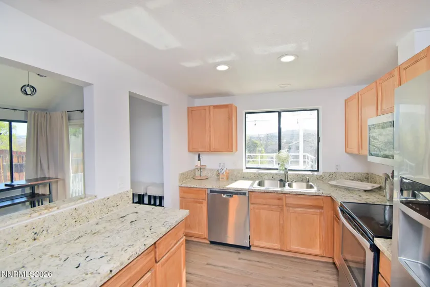 6770 Evening Star, Sparks, Nevada 89436, 3 Bedrooms Bedrooms, ,3 BathroomsBathrooms,Residential,Residential,Evening Star,260003457