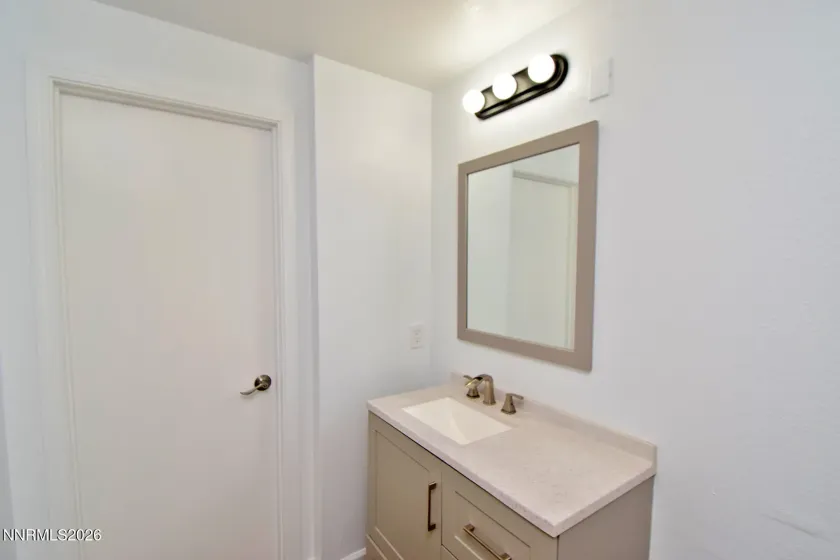 6770 Evening Star, Sparks, Nevada 89436, 3 Bedrooms Bedrooms, ,3 BathroomsBathrooms,Residential,Residential,Evening Star,260003457