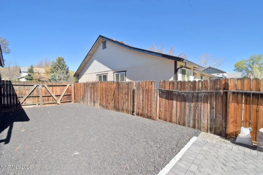 6770 Evening Star, Sparks, Nevada 89436, 3 Bedrooms Bedrooms, ,3 BathroomsBathrooms,Residential,Residential,Evening Star,260003457
