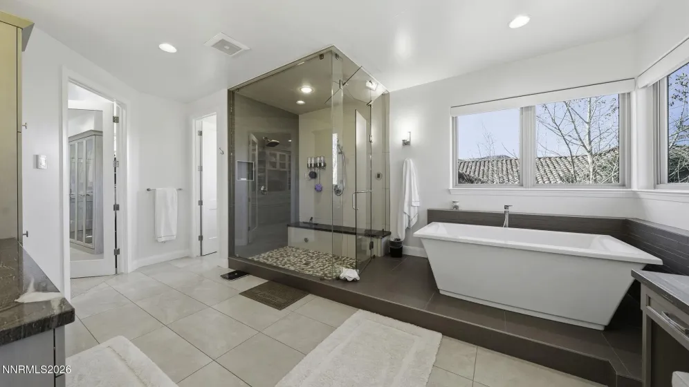 3965 Mules Ear, Reno, Nevada 89511, 5 Bedrooms Bedrooms, ,5 BathroomsBathrooms,Residential,Residential,Mules Ear,260003459