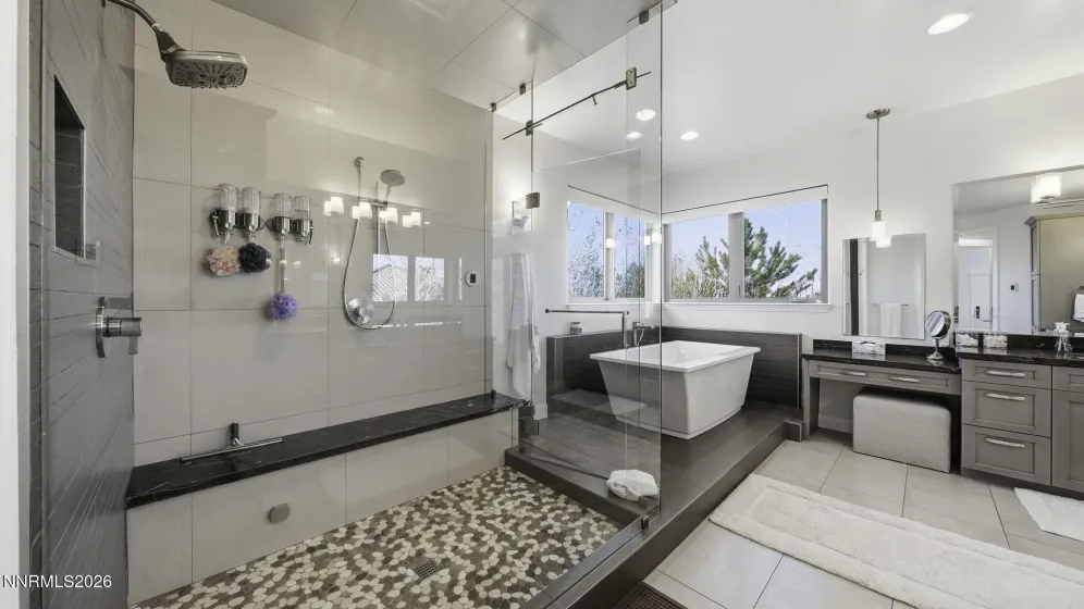 3965 Mules Ear, Reno, Nevada 89511, 5 Bedrooms Bedrooms, ,5 BathroomsBathrooms,Residential,Residential,Mules Ear,260003459