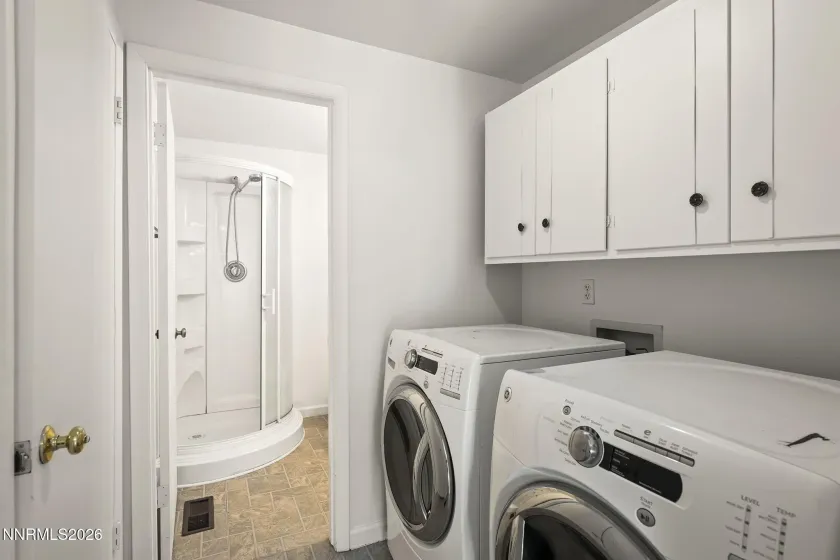 2274 Oppio, Sparks, Nevada 89431, 3 Bedrooms Bedrooms, ,2 BathroomsBathrooms,Residential,Residential,Oppio,260003461