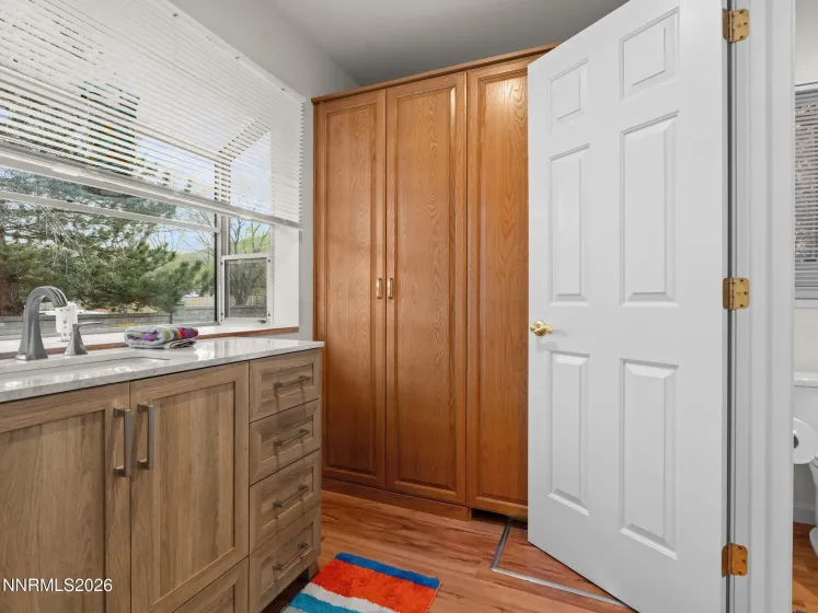 2555 Wellington, Carson City, Nevada 89703, 4 Bedrooms Bedrooms, ,4 BathroomsBathrooms,Residential,Residential,Wellington,260003460