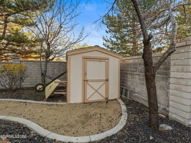 2555 Wellington, Carson City, Nevada 89703, 4 Bedrooms Bedrooms, ,4 BathroomsBathrooms,Residential,Residential,Wellington,260003460