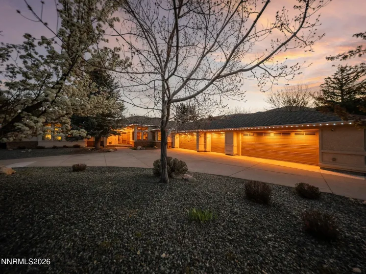 2555 Wellington, Carson City, Nevada 89703, 4 Bedrooms Bedrooms, ,4 BathroomsBathrooms,Residential,Residential,Wellington,260003460