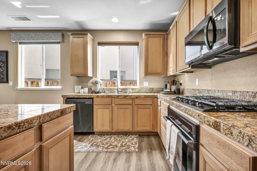 490 Luciana, Reno, Nevada 89521, 5 Bedrooms Bedrooms, ,3 BathroomsBathrooms,Residential,Residential,Luciana,260003462