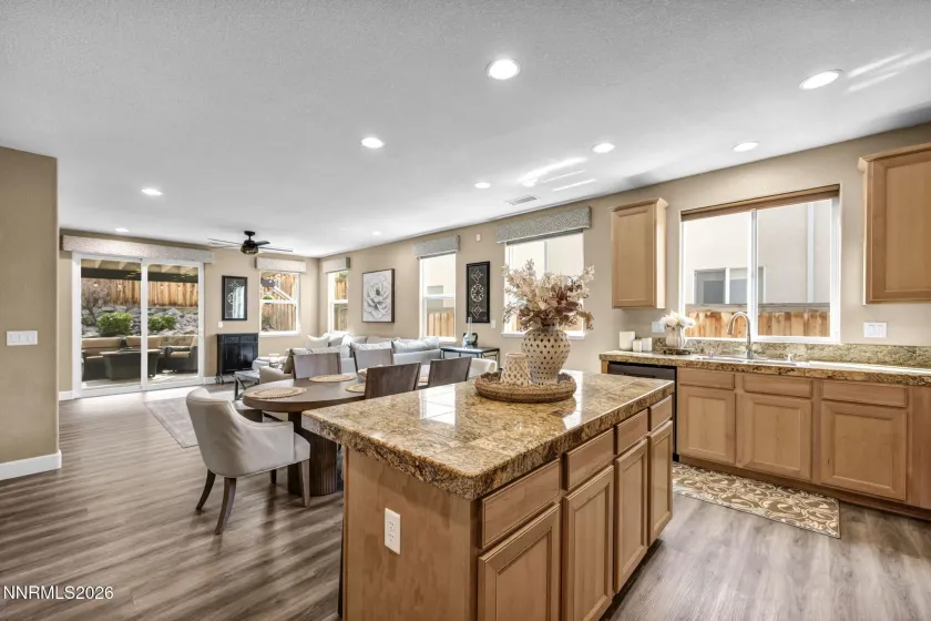 490 Luciana, Reno, Nevada 89521, 5 Bedrooms Bedrooms, ,3 BathroomsBathrooms,Residential,Residential,Luciana,260003462