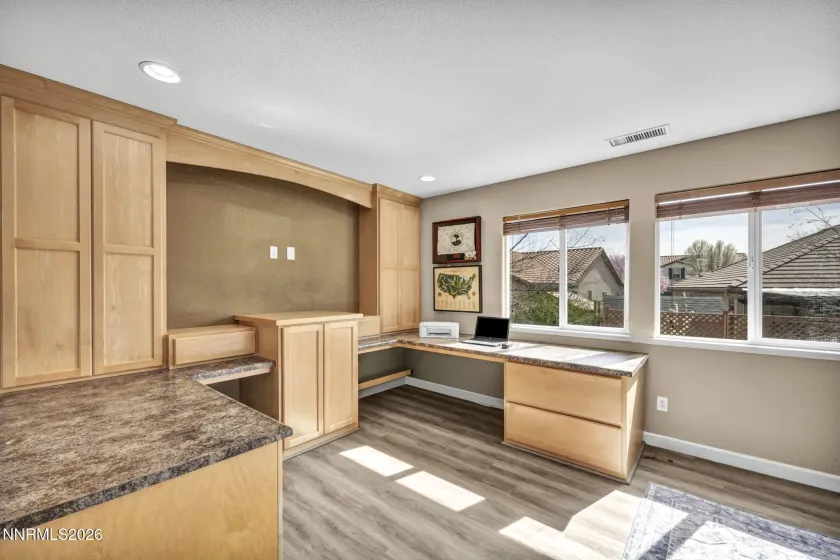 490 Luciana, Reno, Nevada 89521, 5 Bedrooms Bedrooms, ,3 BathroomsBathrooms,Residential,Residential,Luciana,260003462