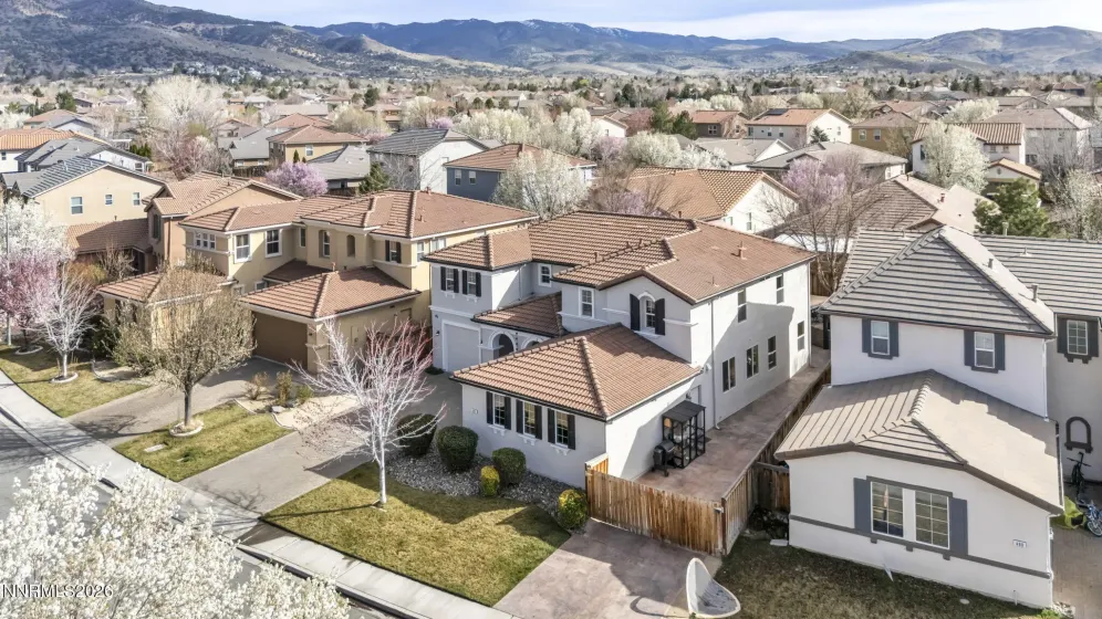 490 Luciana, Reno, Nevada 89521, 5 Bedrooms Bedrooms, ,3 BathroomsBathrooms,Residential,Residential,Luciana,260003462