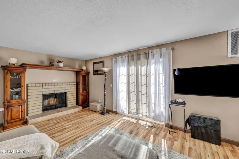 1365 Kittyhawk, Gardnerville, Nevada 89410, 3 Bedrooms Bedrooms, ,3 BathroomsBathrooms,Residential,Residential,Kittyhawk,260003464