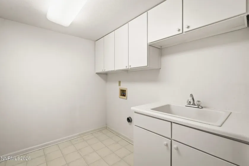 4833 Ramcreek, Reno, Nevada 89519, 4 Bedrooms Bedrooms, ,3 BathroomsBathrooms,Residential,Residential,Ramcreek,260003463