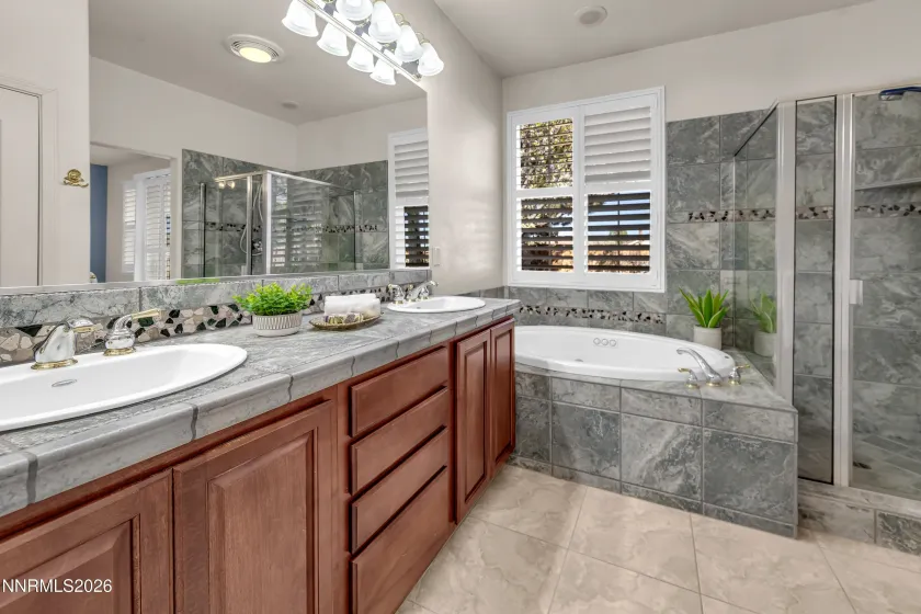 3852 Dorado, Sparks, Nevada 89436, 4 Bedrooms Bedrooms, ,2 BathroomsBathrooms,Residential,Residential,Dorado,260003470