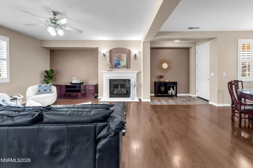 3852 Dorado, Sparks, Nevada 89436, 4 Bedrooms Bedrooms, ,2 BathroomsBathrooms,Residential,Residential,Dorado,260003470