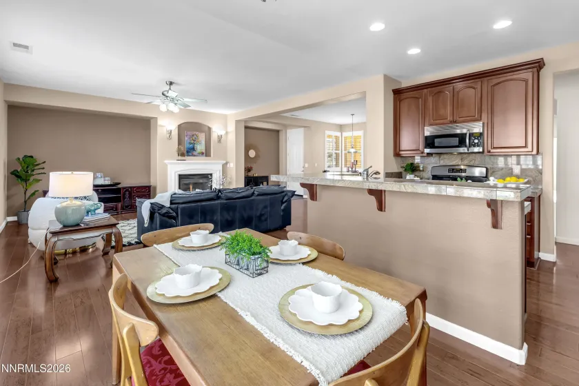 3852 Dorado, Sparks, Nevada 89436, 4 Bedrooms Bedrooms, ,2 BathroomsBathrooms,Residential,Residential,Dorado,260003470