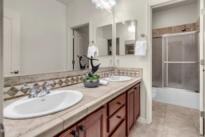 3852 Dorado, Sparks, Nevada 89436, 4 Bedrooms Bedrooms, ,2 BathroomsBathrooms,Residential,Residential,Dorado,260003470